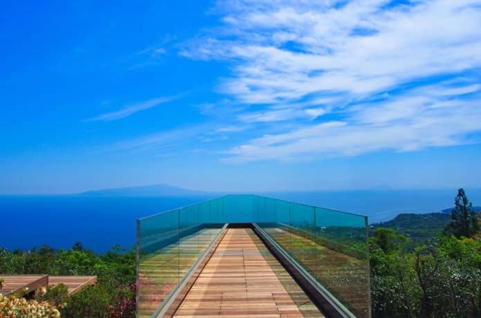 伊豆高原 温泉付別荘 Isana Mountain Villa Futo Exteriér fotografie